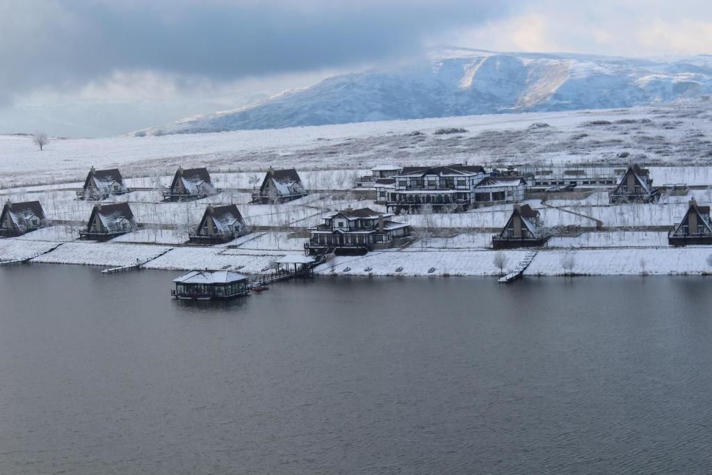 Курортные отели Sakit Gol - Silent Lake Hotel Шемахы