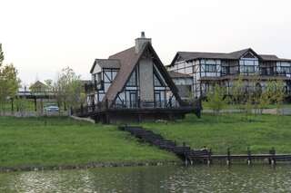 Курортные отели Sakit Gol - Silent Lake Hotel Шемахы Коттедж с выходом на озеро-17